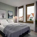 Bright Klusetor Aparthotel
