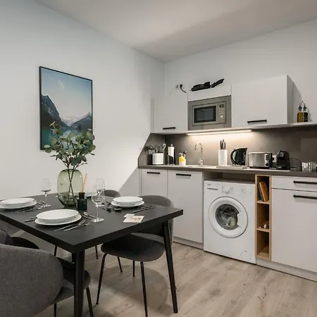 Bright Klusetor Appart hôtel 4*