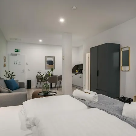 Apartahotel Bright Klusetor 4*