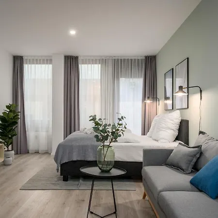 Bright Klusetor Apartahotel 4*