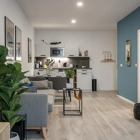 Bright Klusetor Appart hôtel 4*