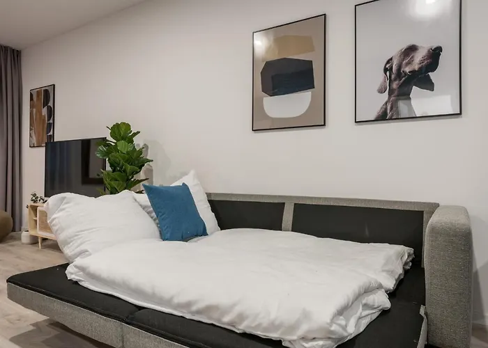 Bright Klusetor Aparthotel 4*