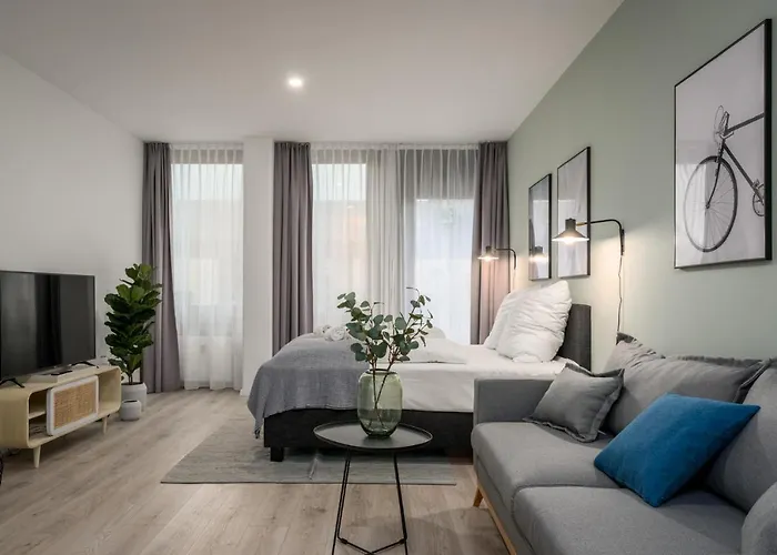 Bright Klusetor Hotel apartamentowy 4*